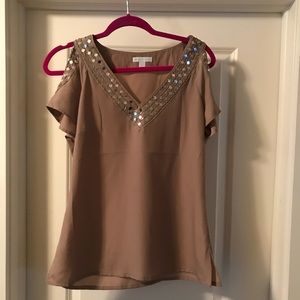 Cold shoulder top
